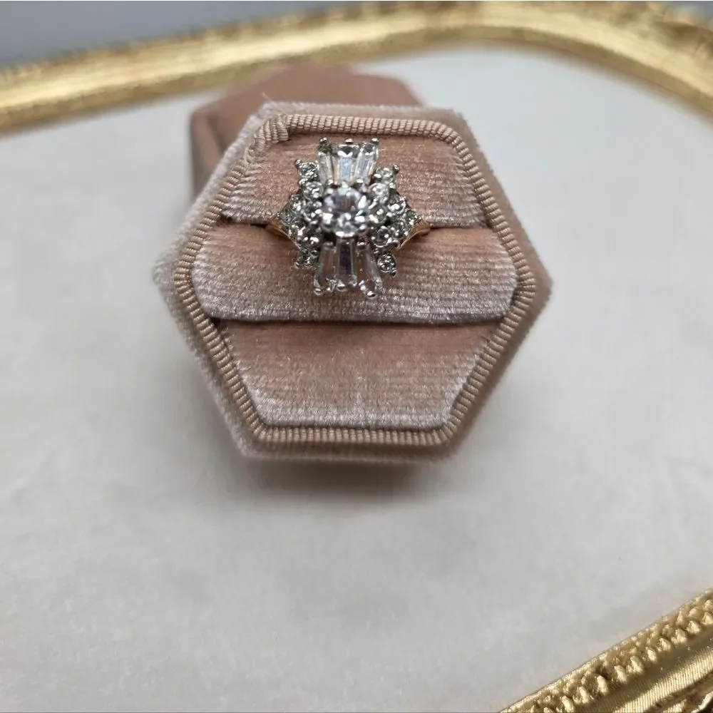 N/A gold tone